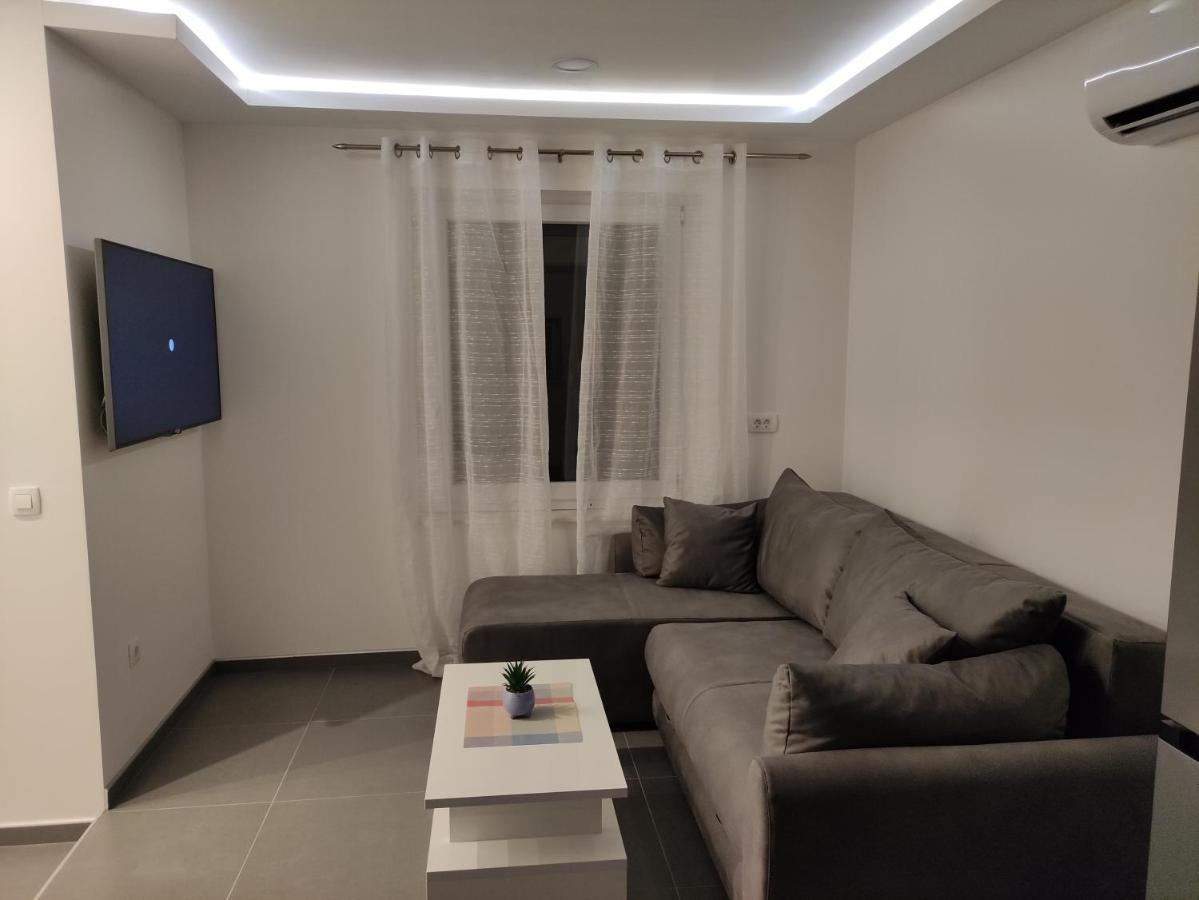 Ferienwohnung Mira 2 Zagvozd Exterior foto