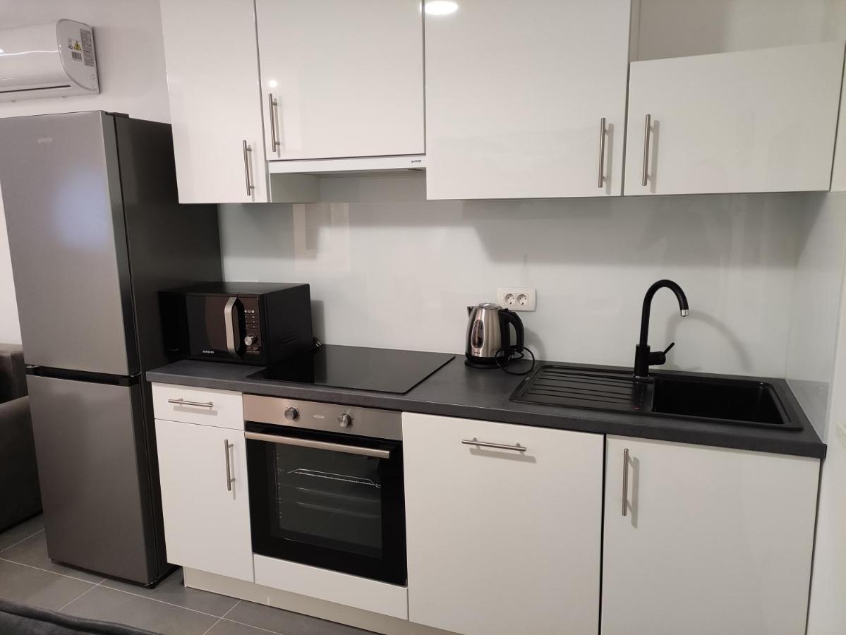 Ferienwohnung Mira 2 Zagvozd Exterior foto
